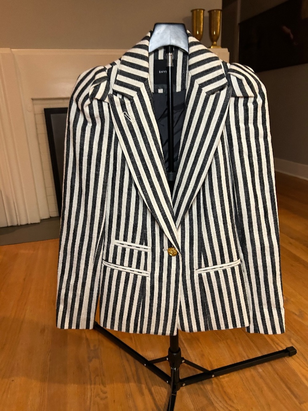 Smythe Box Pleat Blazer Black Awning Stripe Size 2